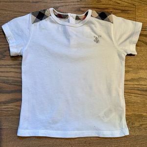 Burberry T-shirt size 18 months